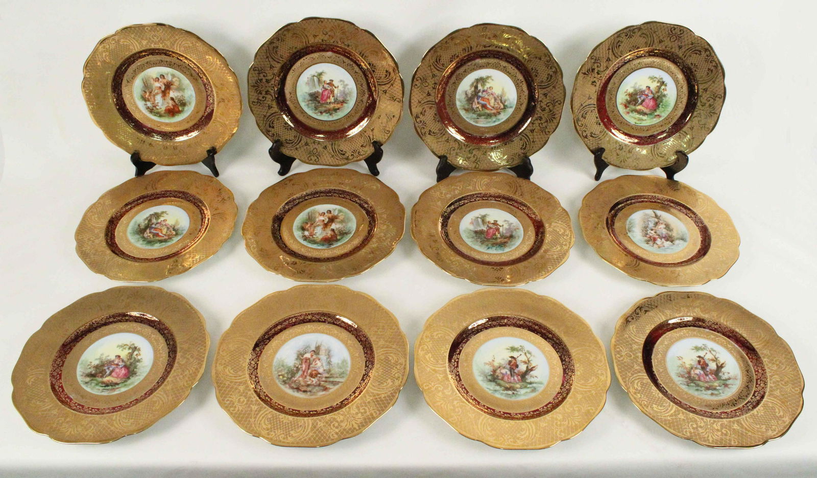 12 Royal China Limoges 22kt Gold Cabinet Plates (1 of 8)