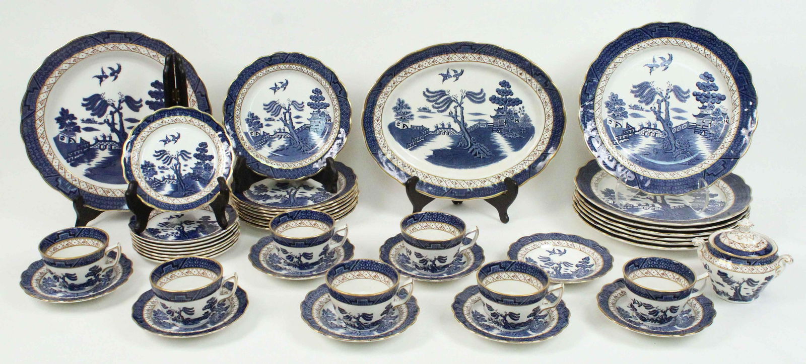 Booth's "Real Old Willow" China Set 40 Pcs. (1 of 7)