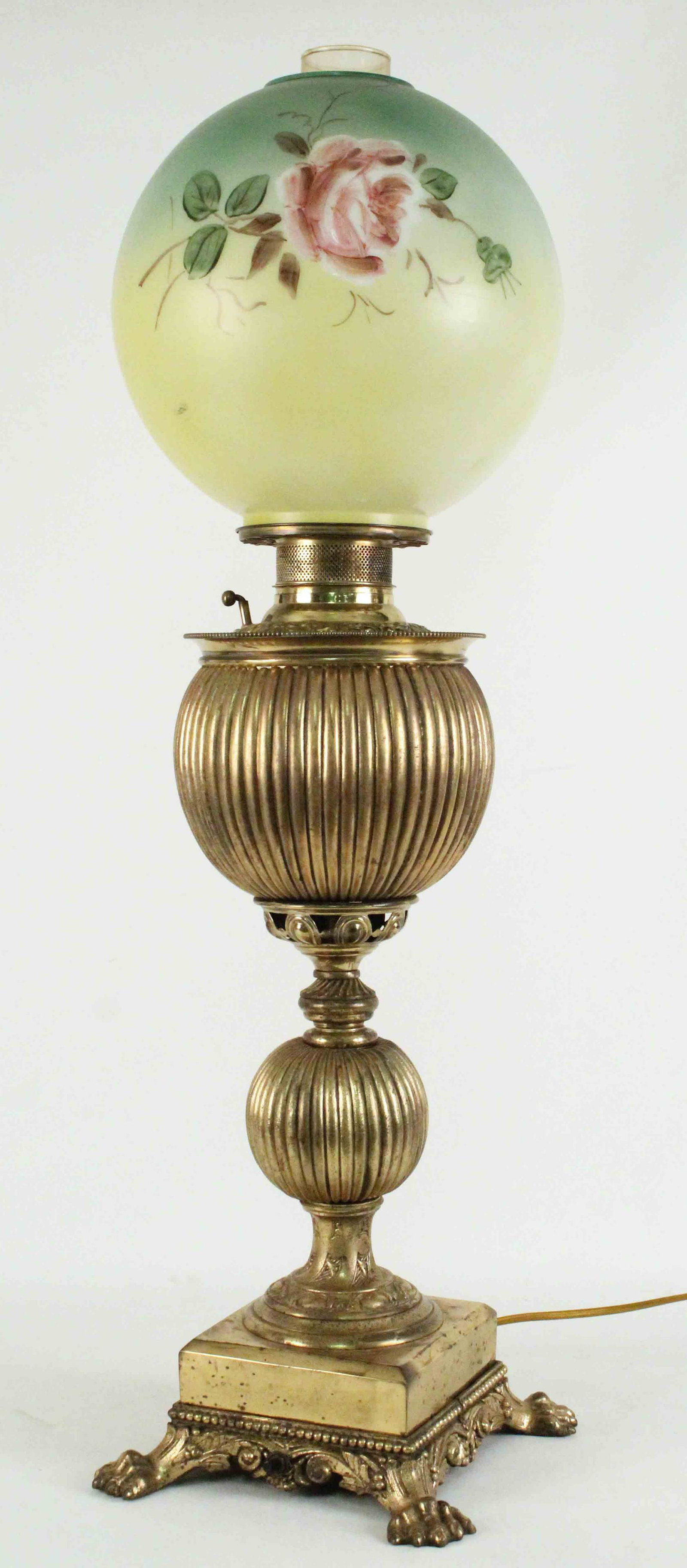 Victorian Brass Banquet Lamp w/ Reeded Font (1 of 5)