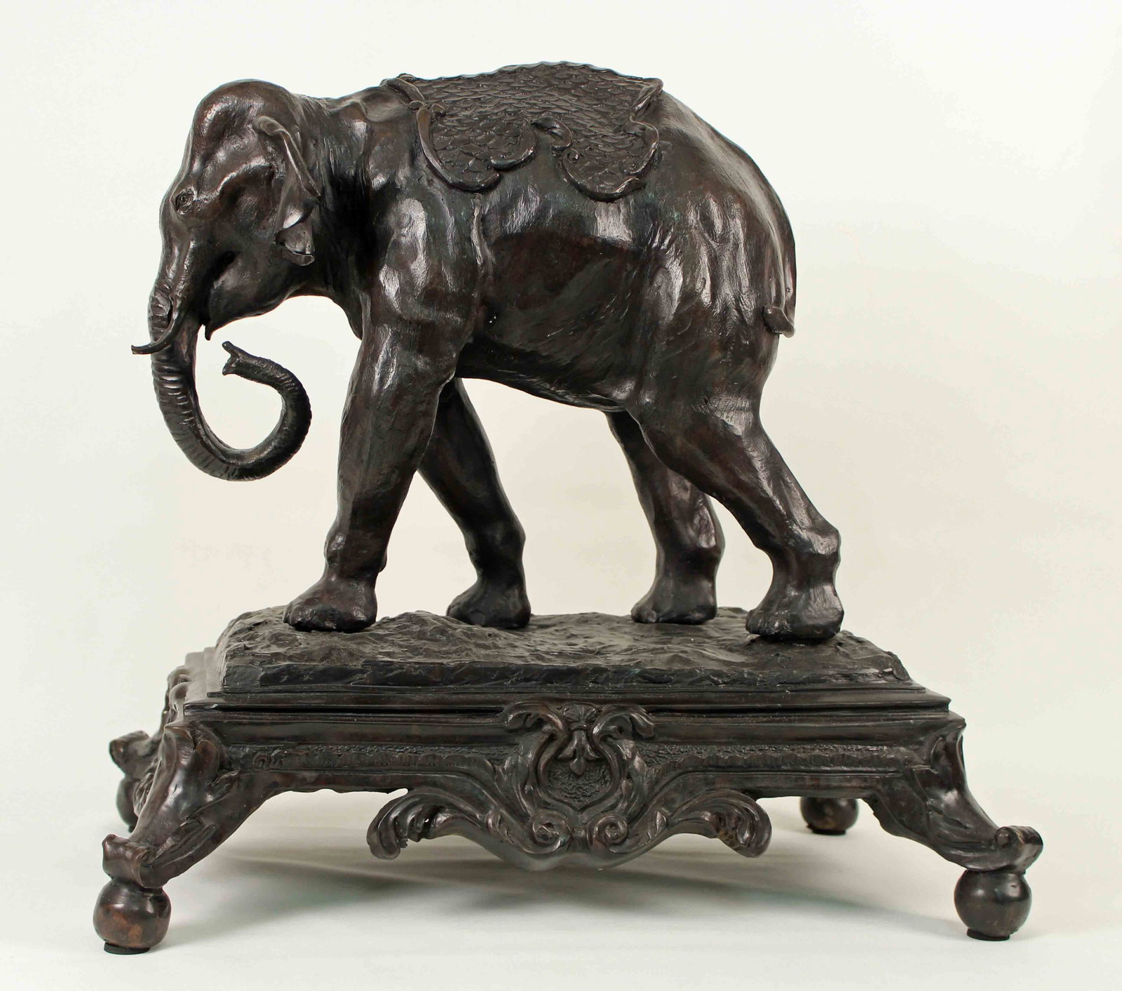 Maitland Smith Patinated Bronze Elephant on Stand (1 of 6)