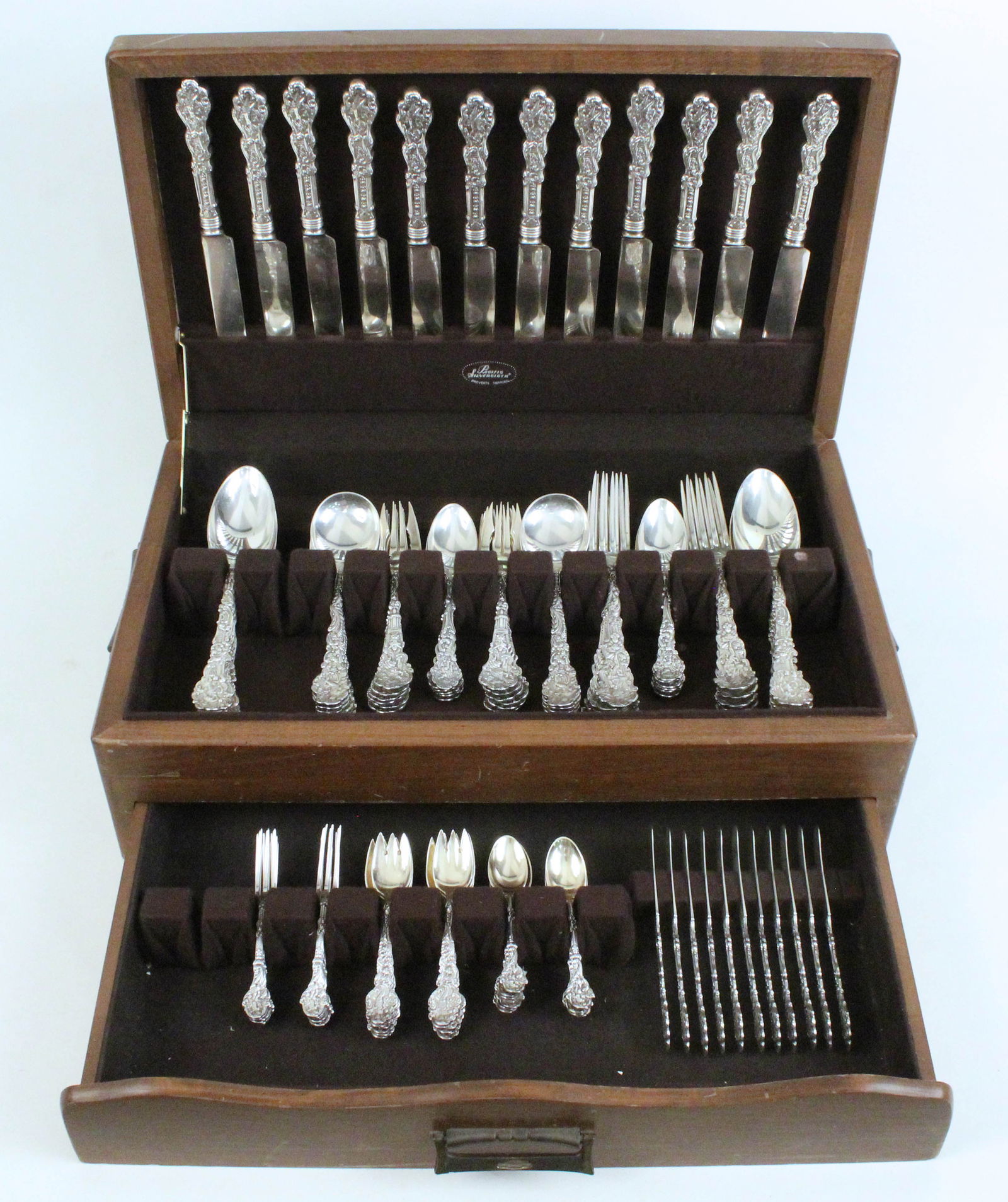 Gorham Versailles Sterling Flatware (119) Pcs. (1 of 16)