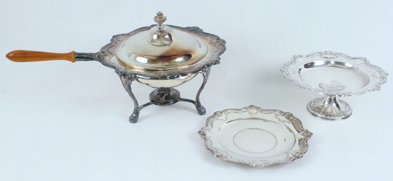 (3) Gorham Chantilly Silverplate Serving Dishes (1 of 7)