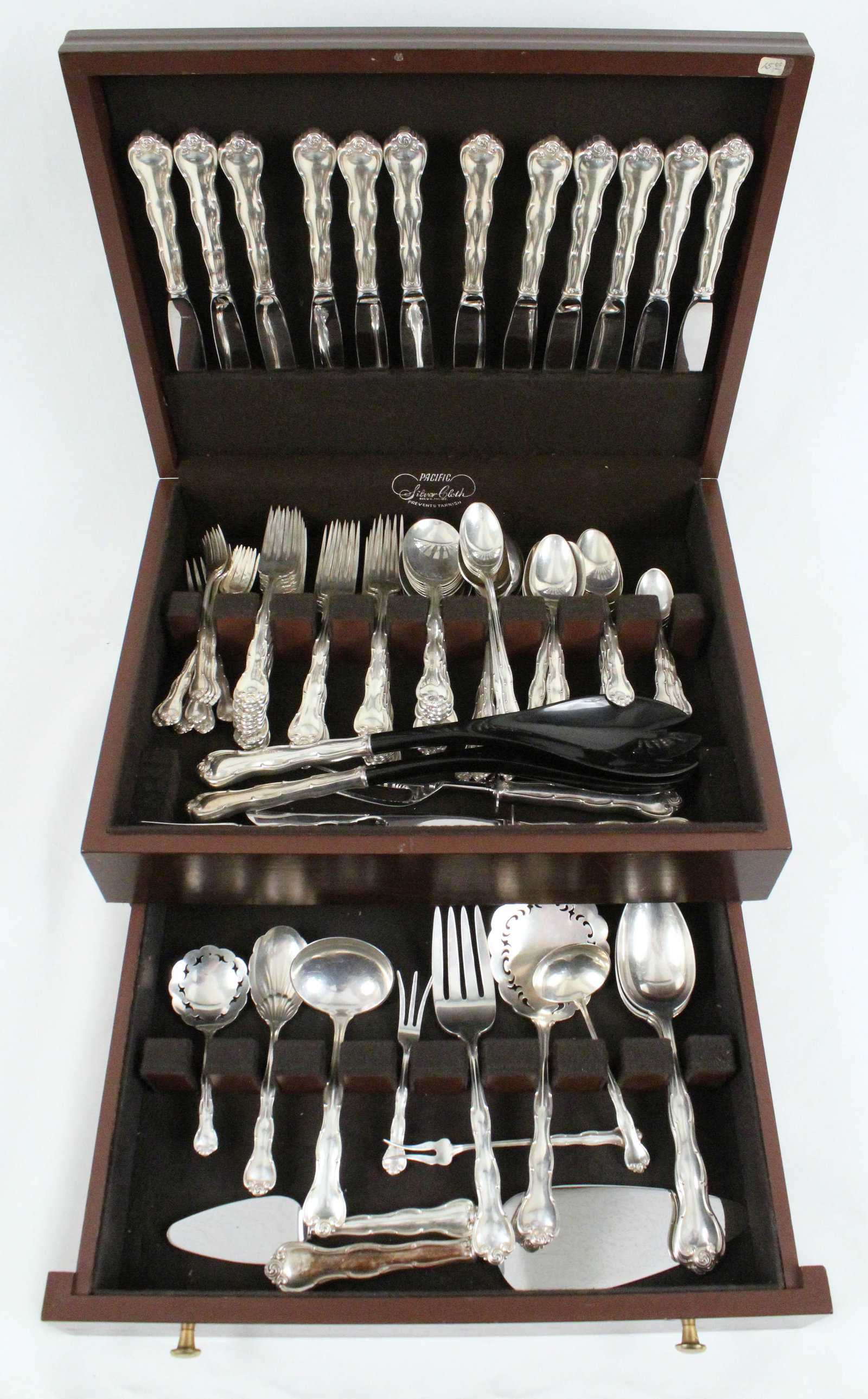 Gorham Rondo Sterling Set Flatware w/ 110 Pieces (1 of 7)