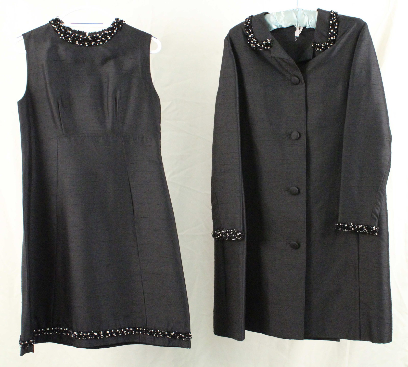 Black Dupioni Black Silk 2 Piece Ensemble (1 of 7)