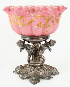 Victorian Pink Satin Center Bowl On Stand