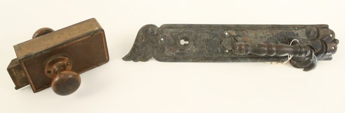 Antique Brass Door Pull & Knobs