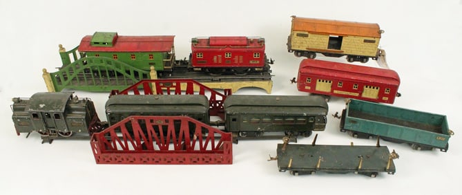 Lionel Prewar Standard Gauge Engines, Cars, Etc.