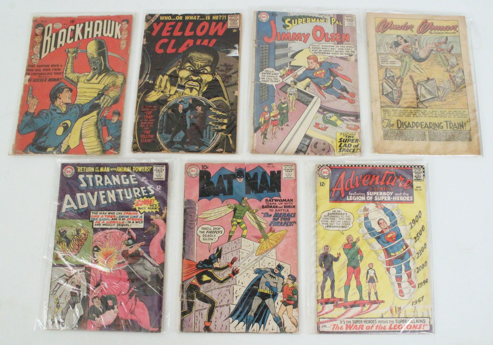 (7) Comic Books, BATMAN, Wonder Woman, Etc. (1 of 8)