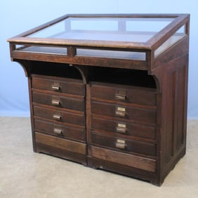 Quarter Sawn Oak Archival Display Case