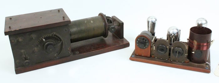 (2) Early 1920's Radios
