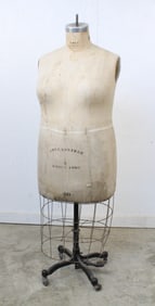 Wolf Dress Maker Form Model 1980 Size 50