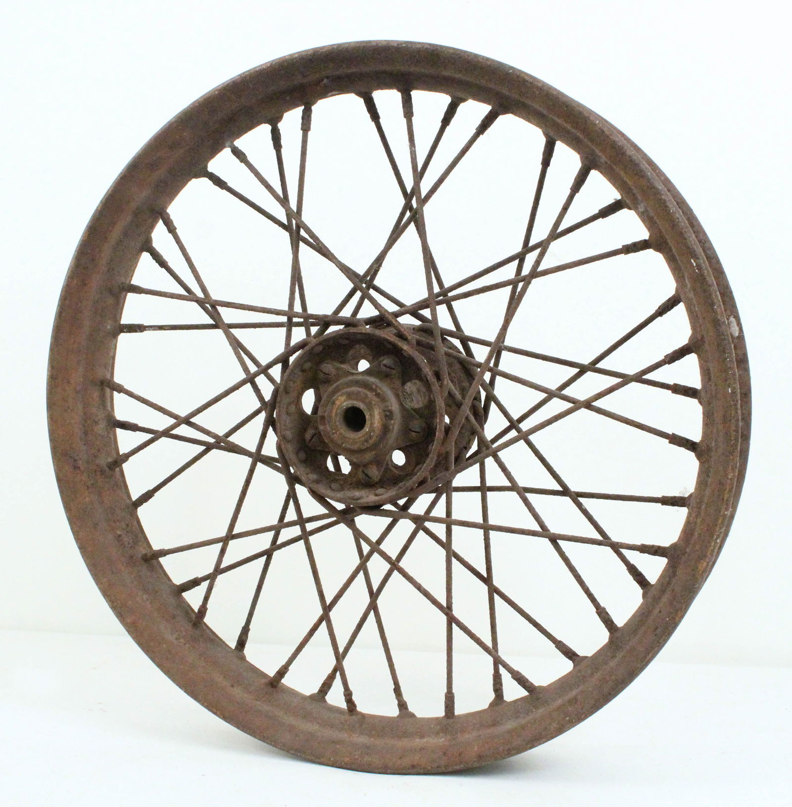 1940's Harley Davidson Model WL Wheel (1 of 3)