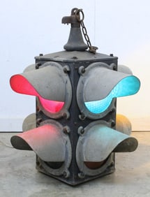 W. S. Darley & Co. 4-Way Traffic Signal Light