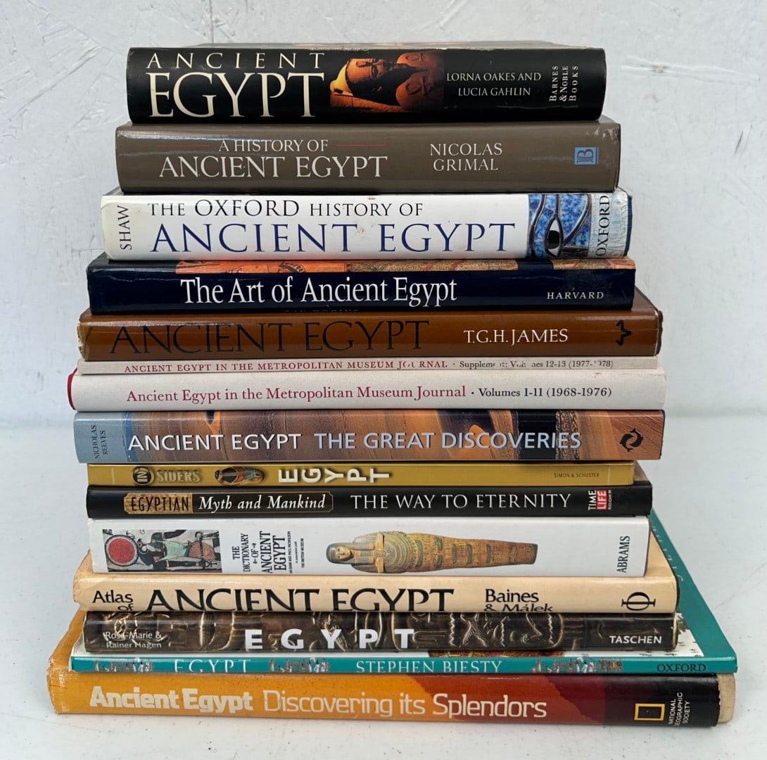 15 Modern Books on Ancient Egypt: 15 Modern Books on Ancient Egypt including A History of Ancient Egypt by Nicolas Grimal; Ancient Egypt by Lorna Oakes and Lucia Gahlin; The Oxford History of Ancient Egypt by Ian Shaw; Ancient Egypt i