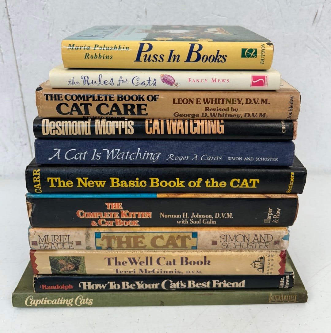 11 Hardcover Books on Cats (1 of 9)