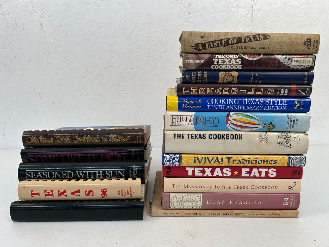 17 Texas Cookbooks (1 of 4)