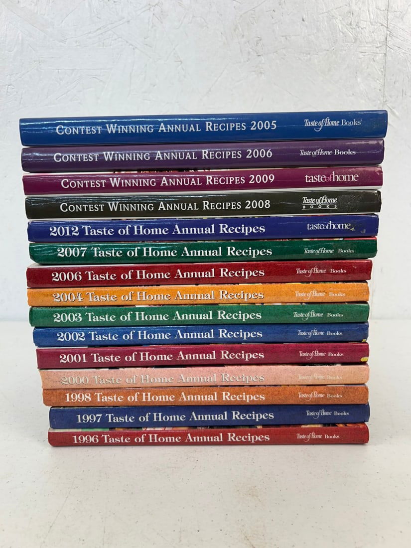 15 Taste of Home & Contest Winning Cookbooks (1 of 4)