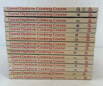 16 Volumes Incomplete Set of Grand Diplome Cooking