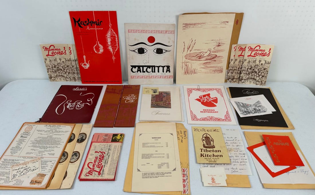 27 Misc. New York City Menus c. 1980's: 27 Misc. New York City Menu's c. 1980's including Mamma Leones Luncheon Menus (x6), Mamma Leone's Dinner Menus (x3), Sardis, The Allegro Caf? at Lincoln Center (including two wine lists), Luchow's(x2)