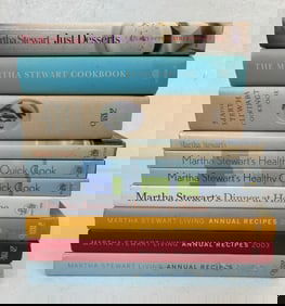 10 Martha Steward Books and Cookbooks