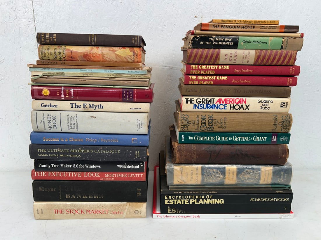 32 Misc. Hardback and Paperback Books (1 of 12)
