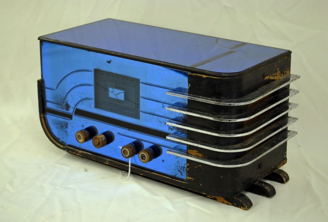 Rare1930`s Sparton Model 558, Four Knob Sled Radio: Rare 1930`s Sparton Model 558, Four Knob Sled Radio. Beautiful art deco etched blue mirror, chrome and black wood radio designed by world famous industrial designer Walter Teague.17.5" Wide X 8.75" Hi