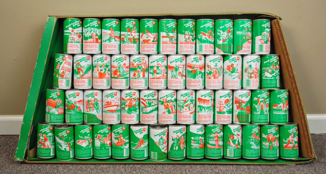 Rare 1970`s 7-UP Canorama, Advertising Display: Rare 1970`s 7-UP Canorama, Advertising Display . Displayed in the original box under recent shrink wrap. Cans form a map of the United States.