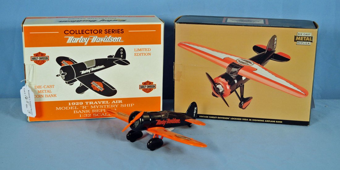 3 Harley Davidson Die Cast Ltd. Ed. Airplane Banks: Three Harley Davidson Die Cast Limited Edition. Airplane Banks. Rare Harley Davidson Airplane Bank #1 1929 Travel Air "R " Mystery Ship 1:32 Scale, Mint Condition. Harley Davidson Airplane Bank #2 192