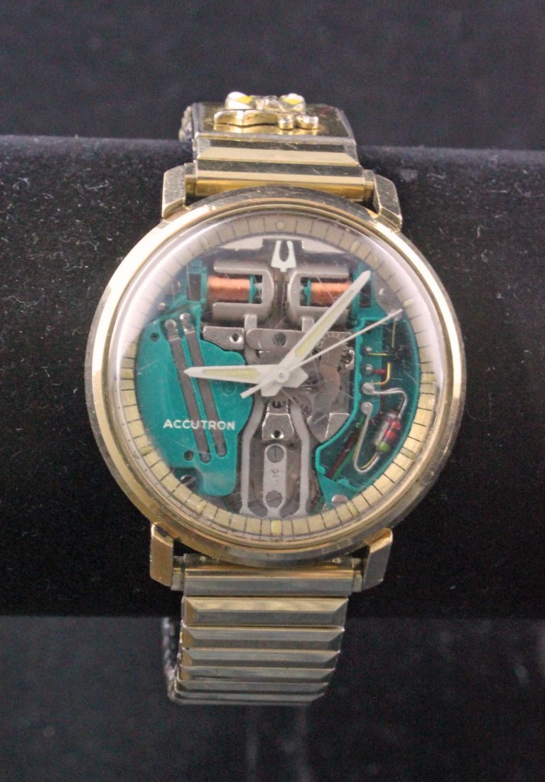1960`s Bulova Accutron 214 Spaceview Wristwatch (1 of 5)