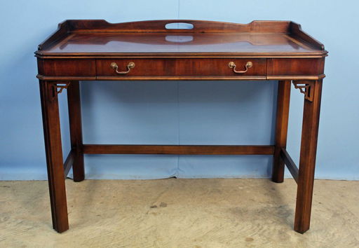 Lane Furniture Chinese Chippendale Writing Desk Apr 02 2016