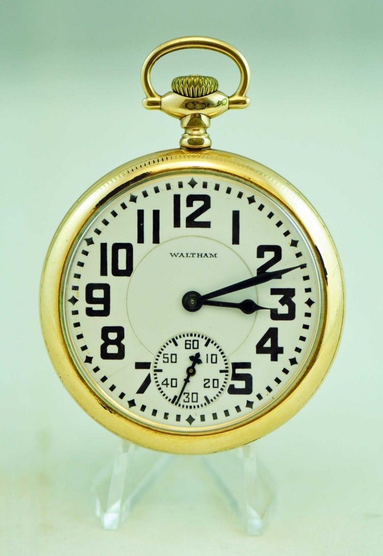 Waltham Vanguard 23 Jewel Pocket Watch (1 of 9)