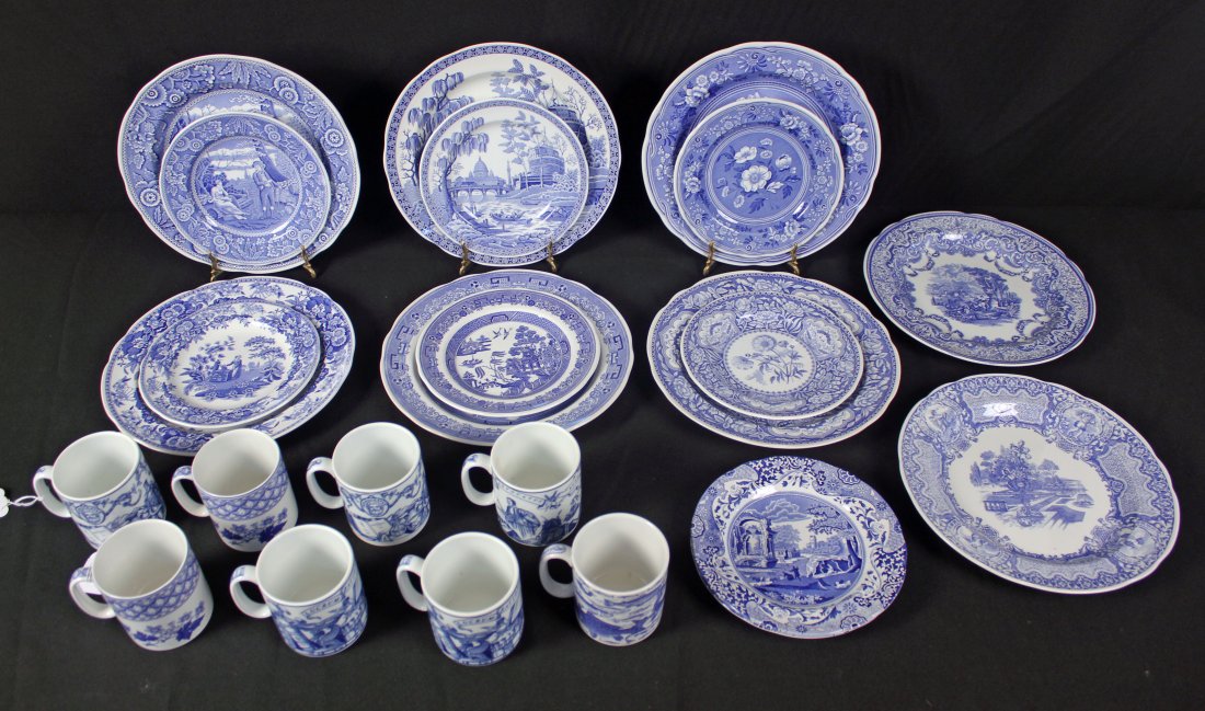 Spode Blue Room Collection 24 Piece Set: Spode Blue Room Collection 24 Piece Set. Made in England. (8) Dinner plates with different designs, 10.5". (8) Bread plates or saucers, 7.25". (8) Cups, 3.25" high.