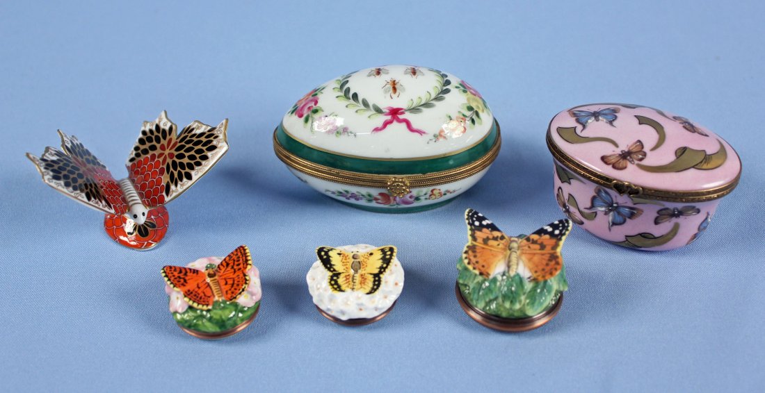 Box w/ Porcelain Items, Limoges, & HD London: Box with porcelain items, Limoges, and HD London. Hand painted Limoges egg decorated with bees and flowers, measures 2.25" high X 2.5" X 3.75". Rochard Studio collection signed and numbered box with b