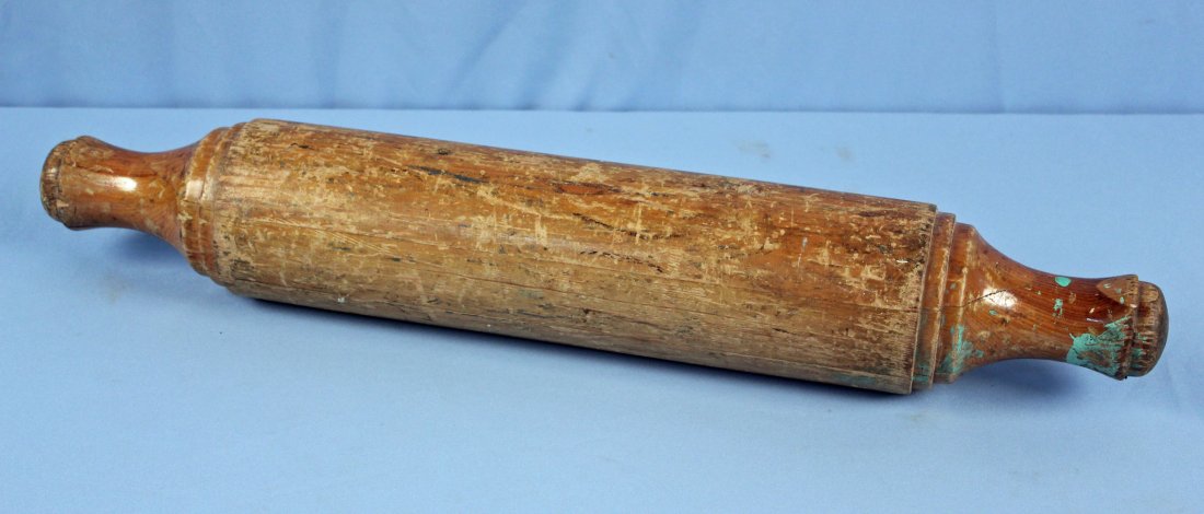 Bakery Oversized Rolling Pin For Trade Sign: Bakery oversized rolling pin for trade sign. Measures 29.5" long X 4.75" dia.