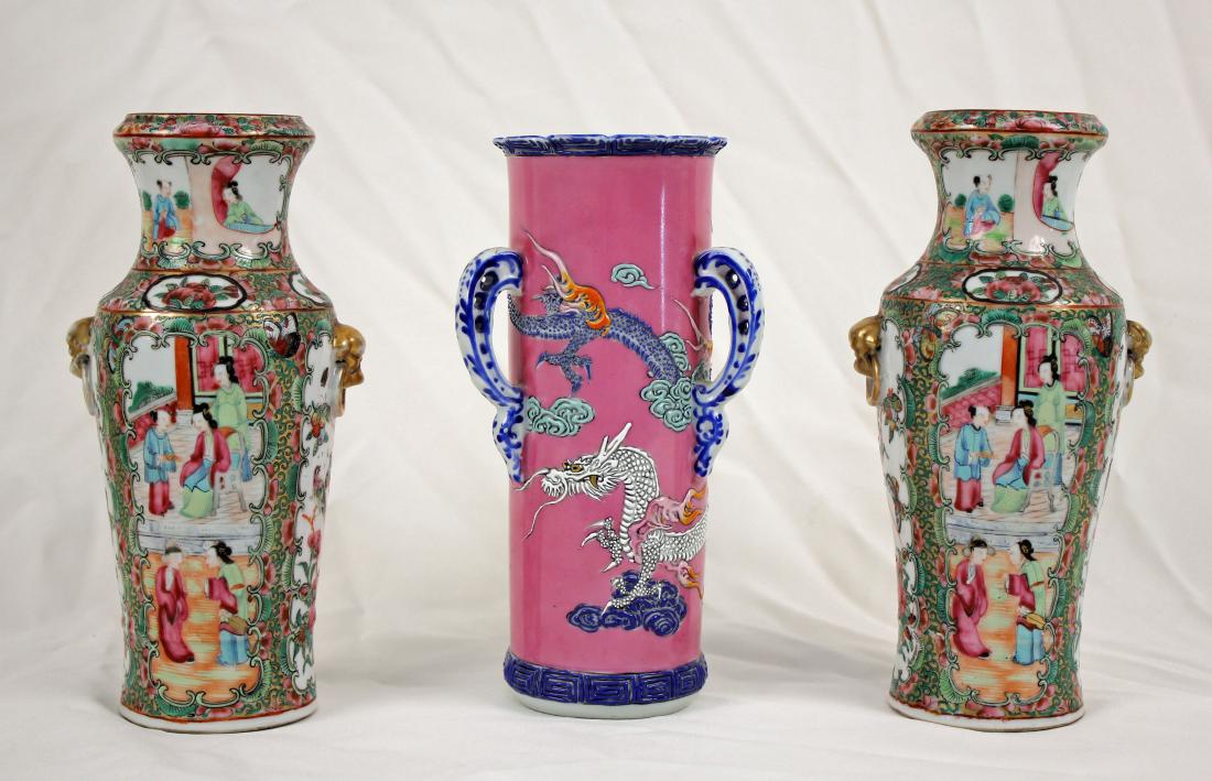 Chinese Vases Pr. Rose Medallion & Moriage Dragon (1 of 7)