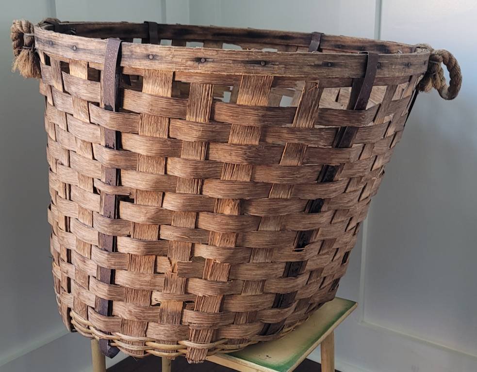 Southern Large Split Oak Cotton Basket (1 of 4)