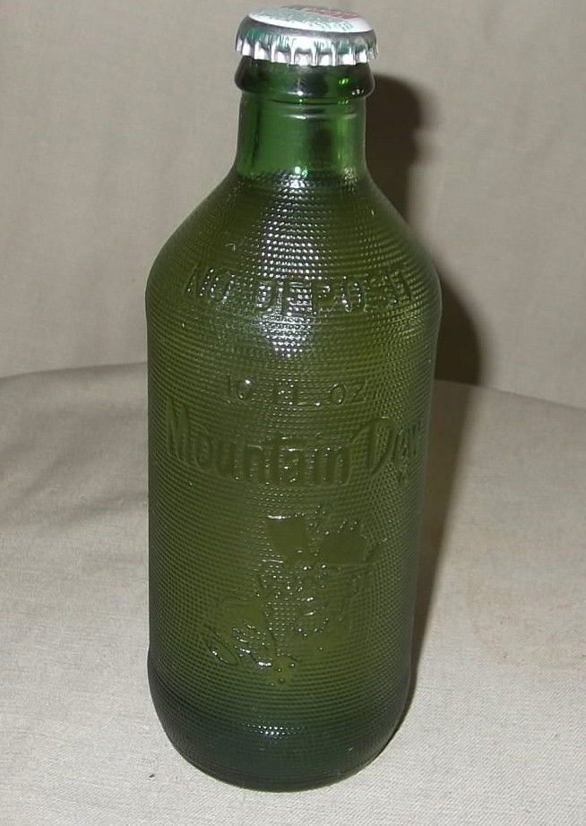 7: Vintage Mountain Dew Bottle - Sep 05, 2011 | Cagle Auction Co. in GA