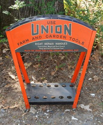 UNION Hardware Store Yard Tool/Handle Display: Nice Country Store item in very good condition