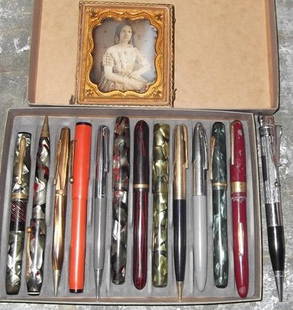 Lot of vintage fountain pens and daguerreotype: Lot of vintage fountain pens and deguerreotype