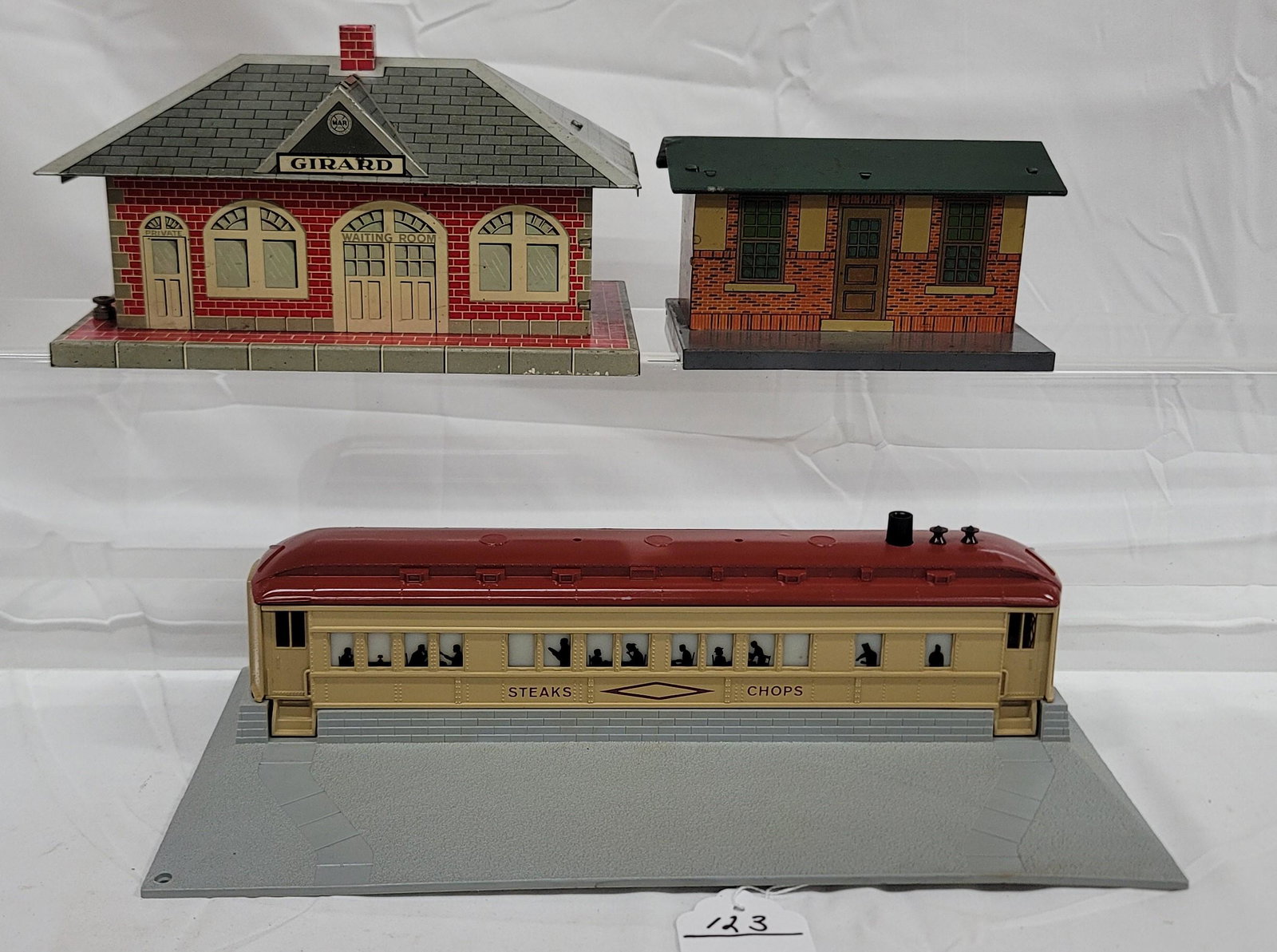 Marx  - Lionel & American Flyer Tain Station Lot (1 of 6)