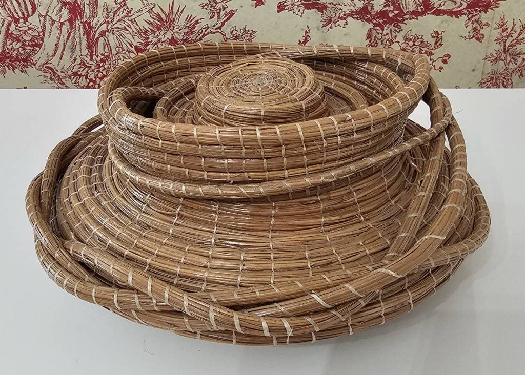 Sculptural Lidded Basket In Gullah-Geechee Style (1 of 4)