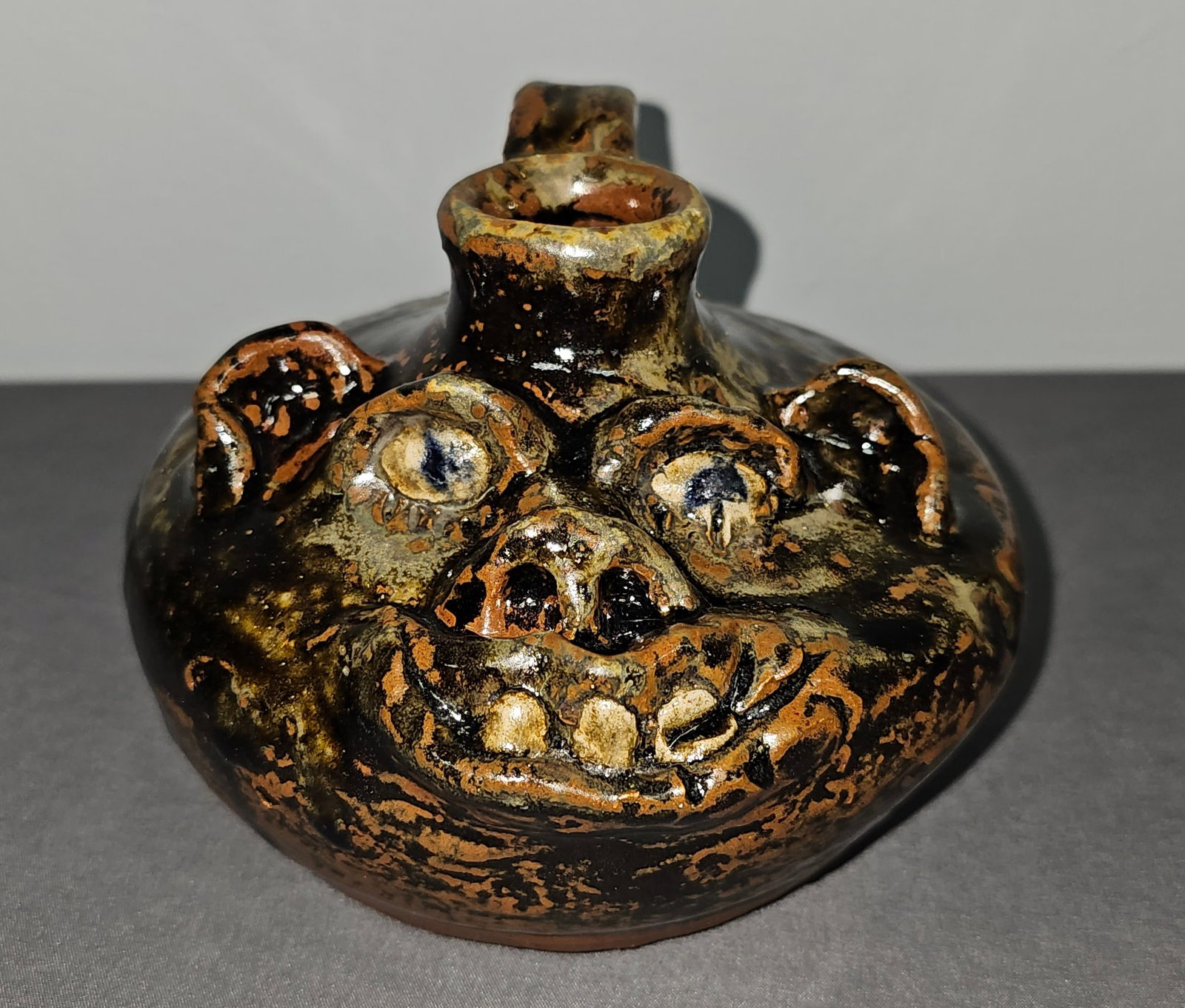 Fine Marie Rogers Face Buggy Jug (1 of 3)