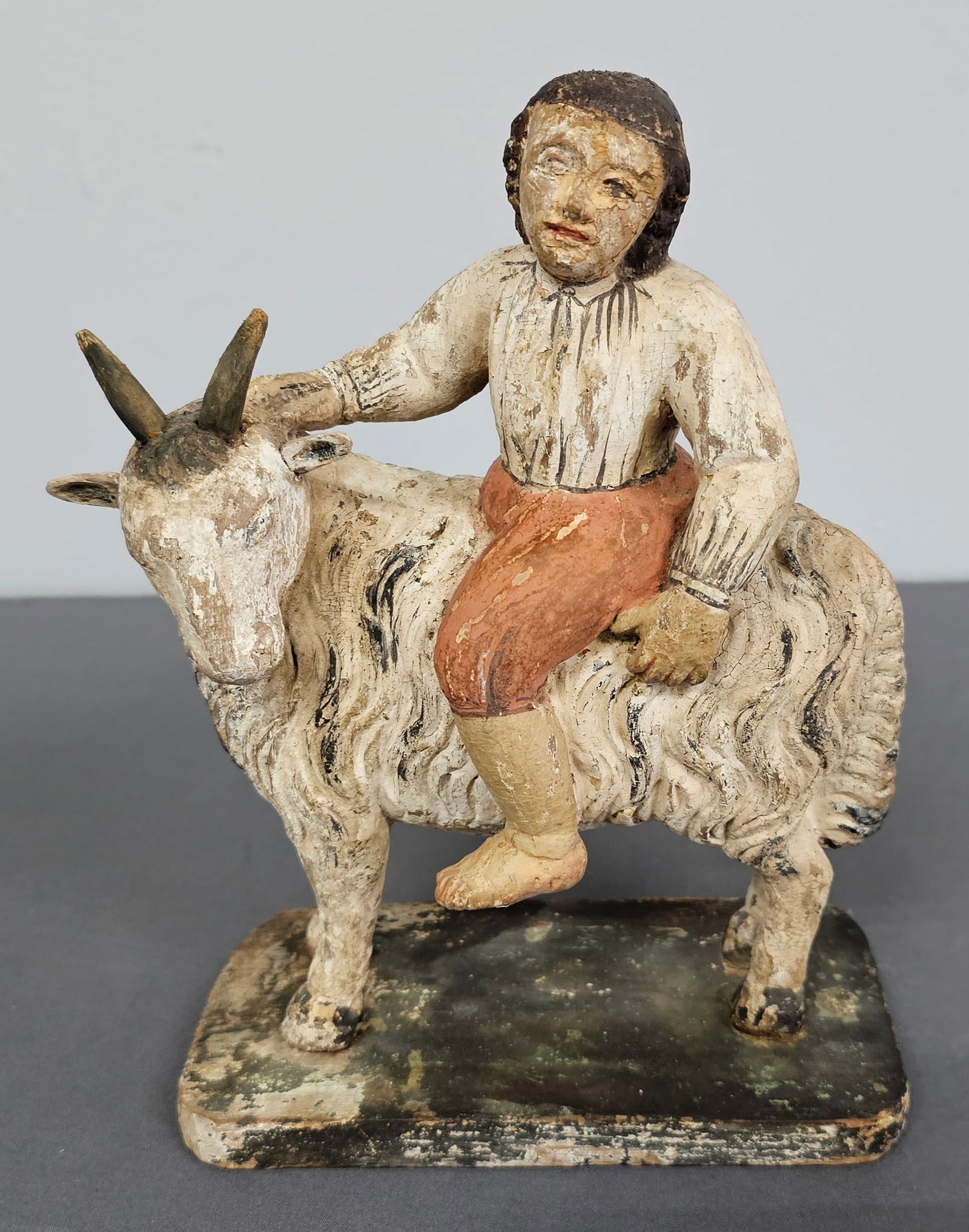 Early Santo Religious Folk Art Carved Figure (1 of 6)