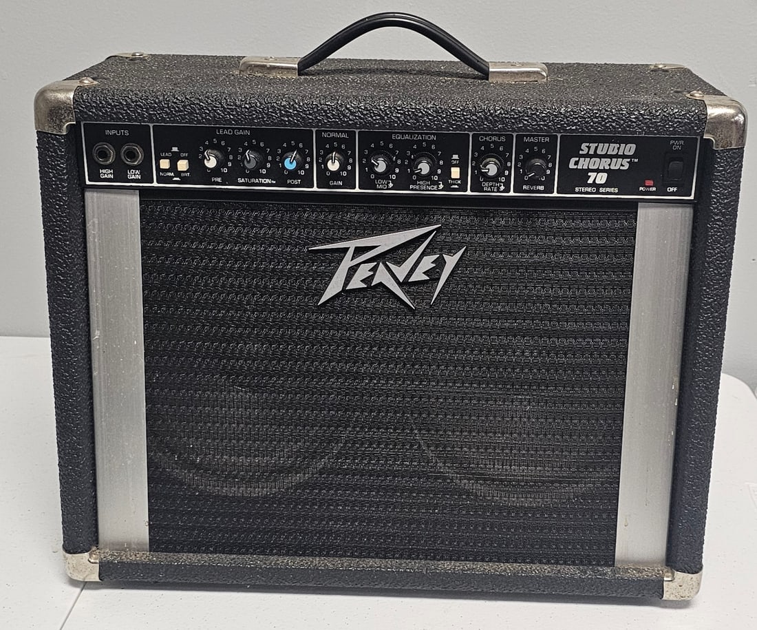 Peavy Studio Chorus 70 Guitar Amp (1 of 4)