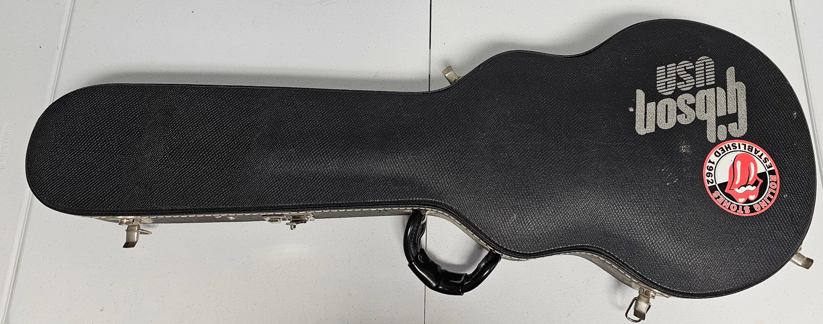 Vintage TKL Gibson Guitar Case (1 of 2)