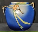 Roseville Blue Pine Comb Vase
