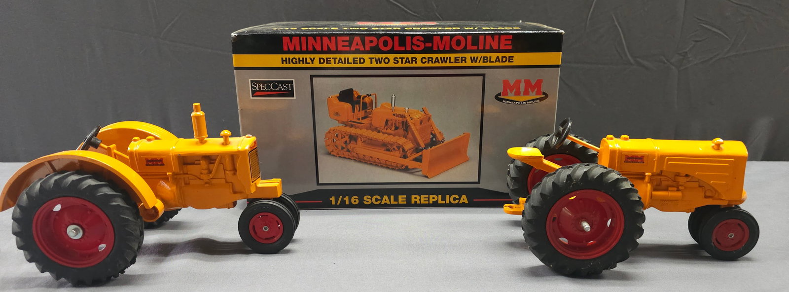 Mineapolis-Moline Die Case Tractor Lot of 3 (1 of 2)