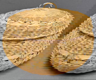 Fine 1989 Signed Nancy Conseen Cherokee Indian Lidded Basket