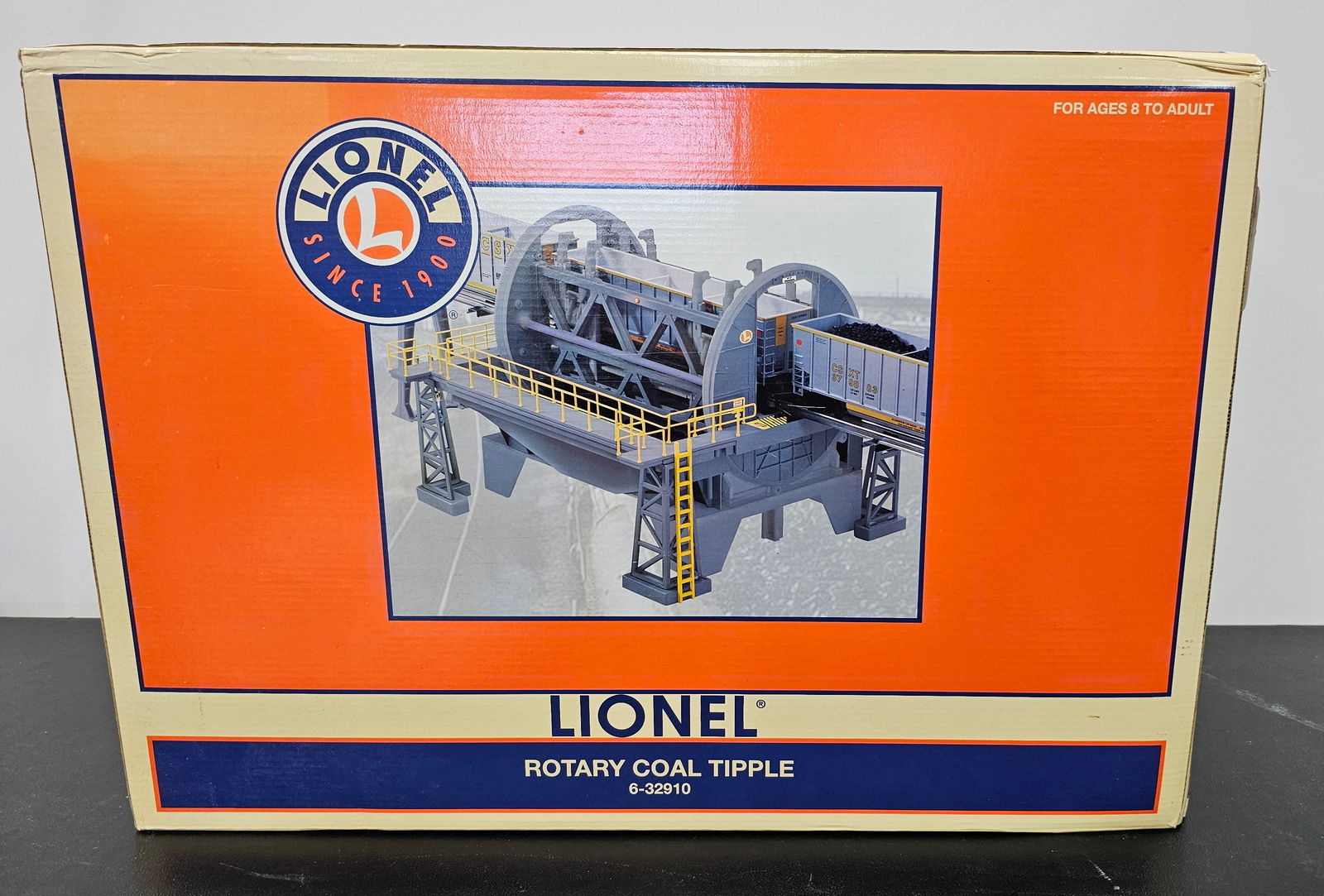 LIONEL ROTARY COAL TIPPLE 6-32910 (NIB) (1 of 1)