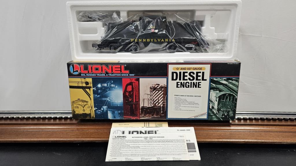 Lionel Pennsylvania 44-Ton Switcher (NIB): Modern Era, 1992, O-Gauge, Lionel 6-18905, Pennsylvania 44-Ton Switcher. Features dual motors, an electronic reverse unit, operating headlights, operating knuckle couplers, plastic trucks, metal wheel